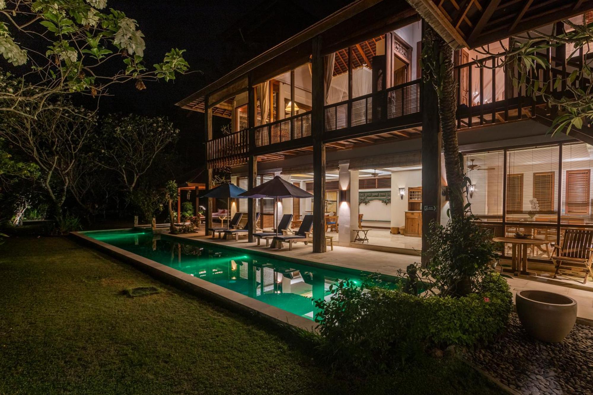 Villa Rumah Isah 캔디다사 외부 사진